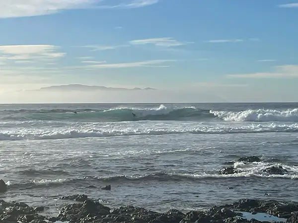 This is El Dedo, the rock finger. Very shallow bank here, never dive head first, instead try to land over the foam ball as you exit the wave,