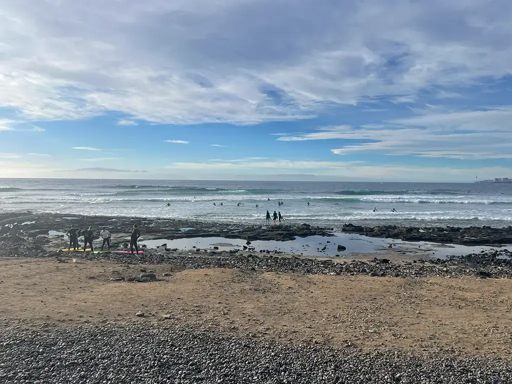 This is el Medio, where the beginners learn. Lots of jagged rocks for a beginner spot. I told you the reef was a bit savage here!